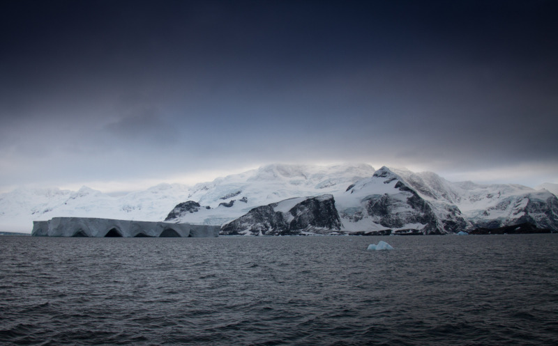 Snowy-Mountains-with-4-arch