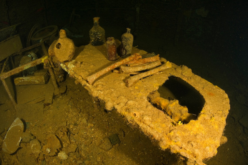 IMG_3745__7-26operating_table
